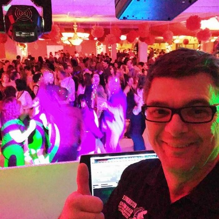 DJ Mario dans un événement